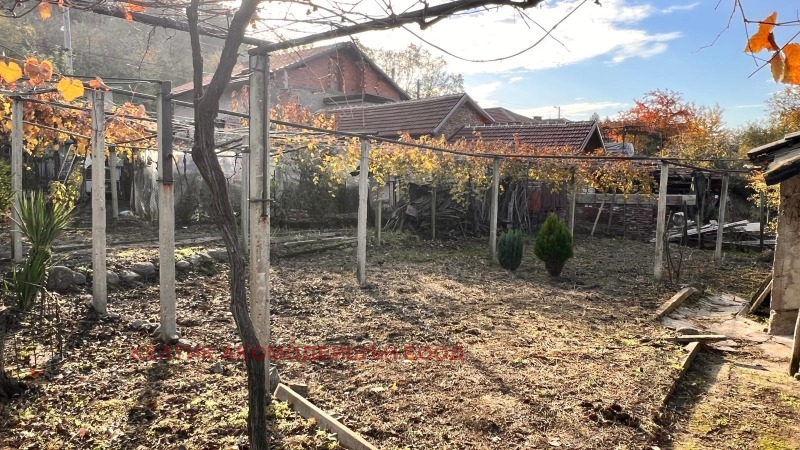 Продава КЪЩА, с. Мало село, област Кюстендил, снимка 5 - Къщи - 53022318