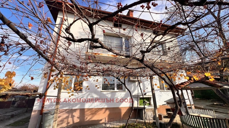 Продава КЪЩА, с. Мало село, област Кюстендил, снимка 2 - Къщи - 53022318