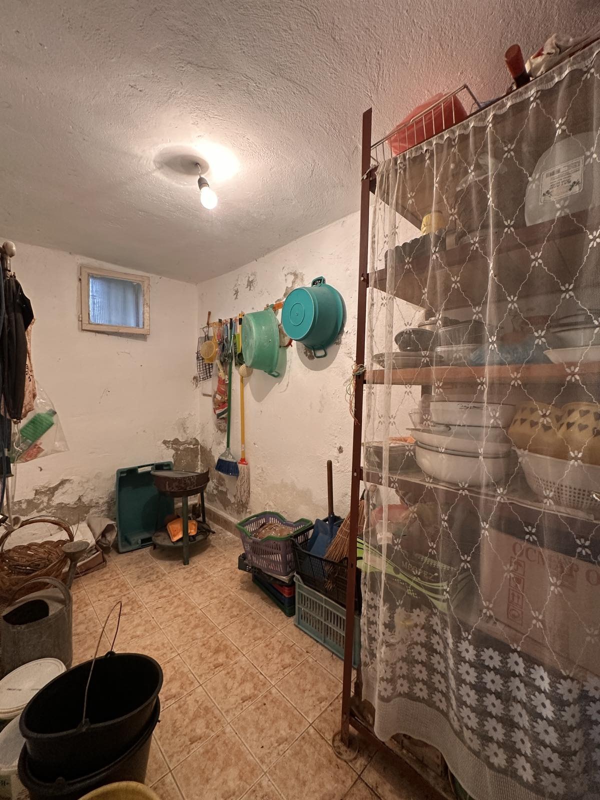 Продава ВИЛА, гр. Шумен, Томбул джамия, снимка 4 - Вили - 55726519