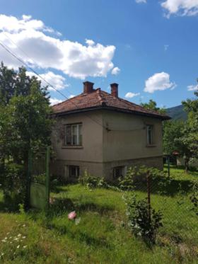 Casa Vrattsa, región Kyustendil 4