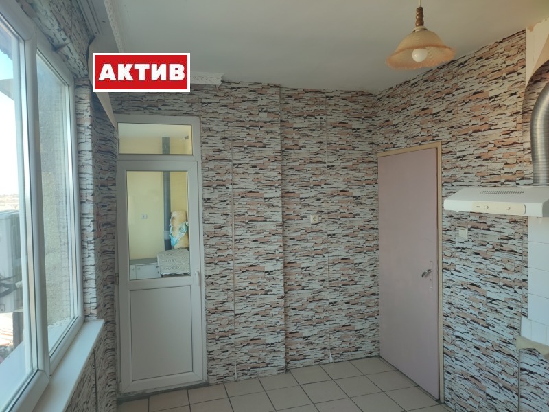 Продава 3-СТАЕН, гр. Търговище, Център, снимка 6 - Aпартаменти - 48801655