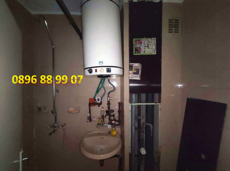 Продава 3-СТАЕН, гр. Шумен, Боян Българанов 1, снимка 13 - Апартаменти - 52755154