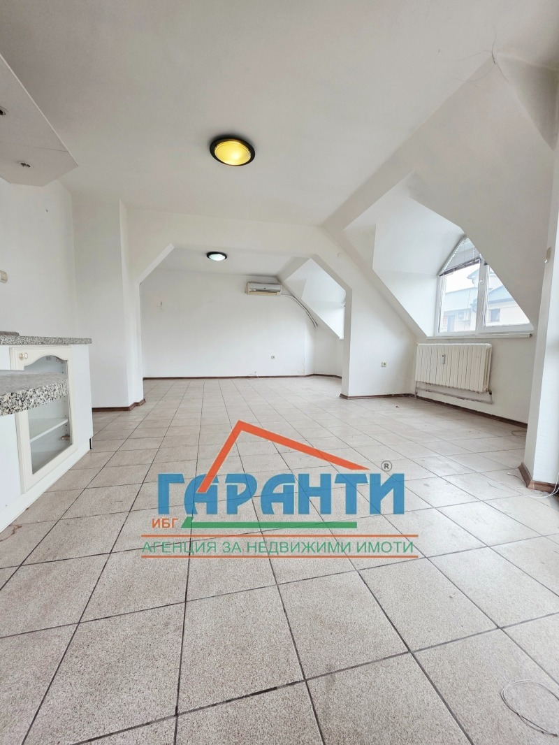 Продава 3-СТАЕН, гр. Пловдив, Център, снимка 2 - Апартаменти - 53315288