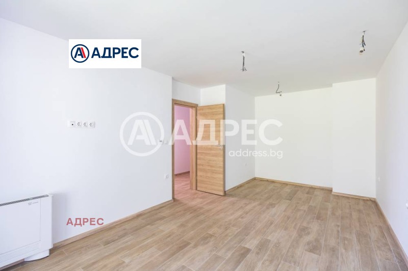 Продава МНОГОСТАЕН, гр. Варна, к.к. Св.Св. Константин и Елена, снимка 11 - Апартаменти - 53033785