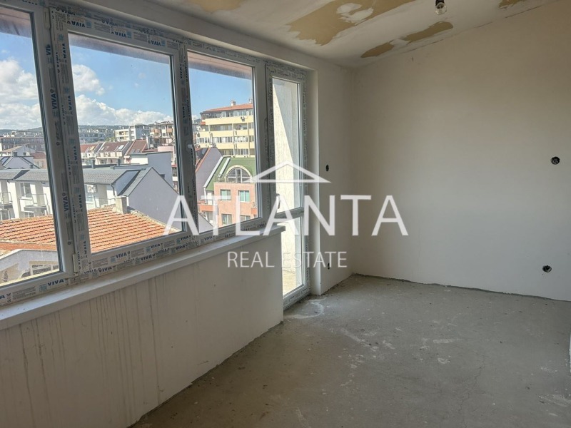 À venda  Casinha Varna , Kolhozen pazar , 124 m² | 55421374