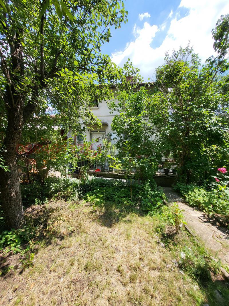 Продава КЪЩА, гр. София, гр. Банкя, снимка 2 - Къщи - 53731464