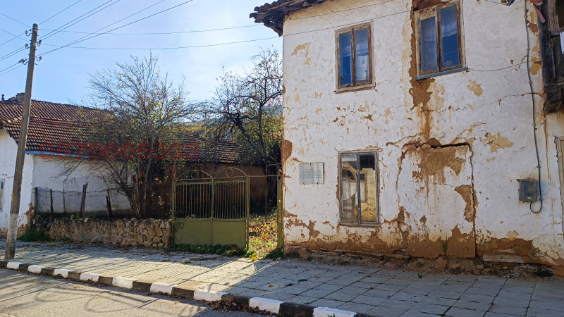 Продава КЪЩА, с. Трекляно, област Кюстендил, снимка 3 - Къщи - 52783919