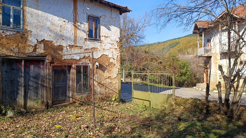 Продава КЪЩА, с. Трекляно, област Кюстендил, снимка 6 - Къщи - 52783919
