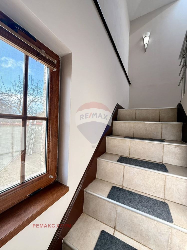 Продава КЪЩА, гр. Балчик, област Добрич, снимка 9 - Къщи - 54038542