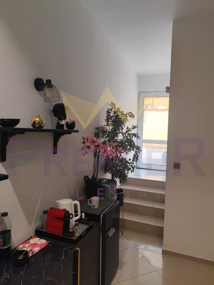 Продава МАГАЗИН, гр. Варна, Лятно кино Тракия, снимка 2 - Магазини - 52811000