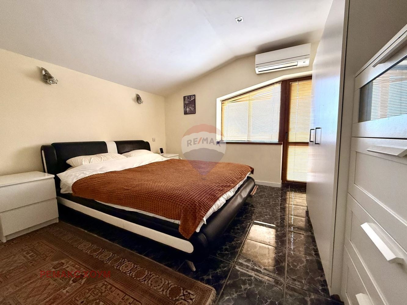 Продава КЪЩА, гр. Балчик, област Добрич, снимка 12 - Къщи - 54038542