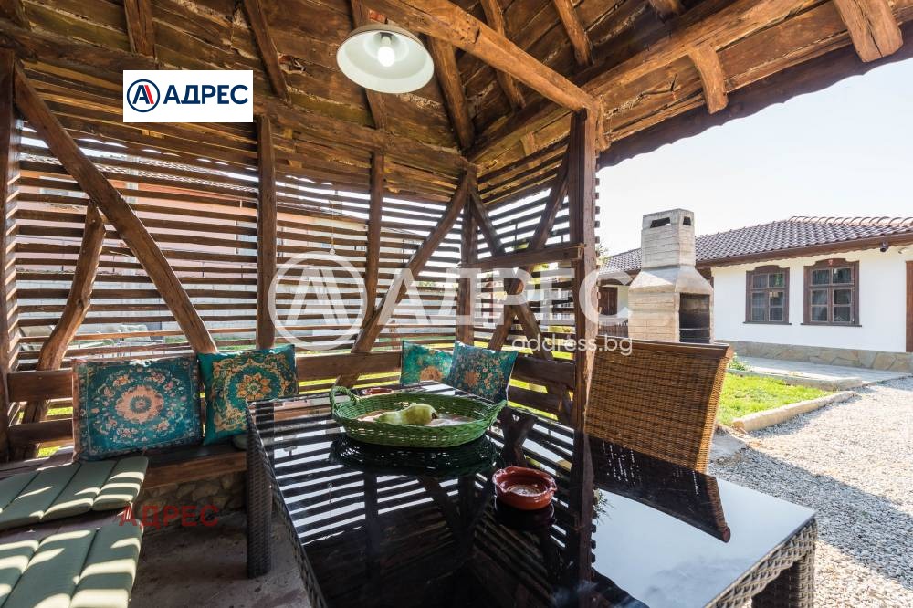 Продава КЪЩА, с. Пчелник, област Варна, снимка 2 - Къщи - 54501406