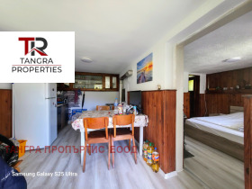 Huis Klenovik, regio Pernik 4