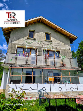 Huis Klenovik, regio Pernik 2