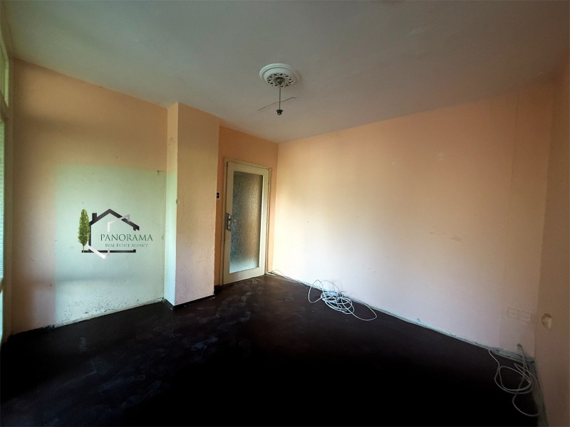 Продава 2-СТАЕН, град Шумен, Тракия • 76700 € • 87808636 — Holmes.bg