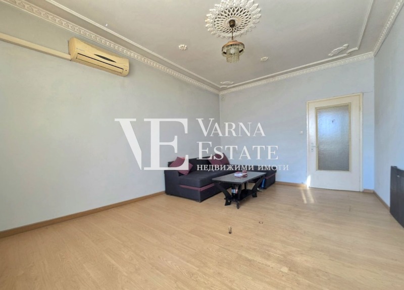 Продава 4-СТАЕН, гр. Варна, Погреби, снимка 3 - Апартаменти - 52533610