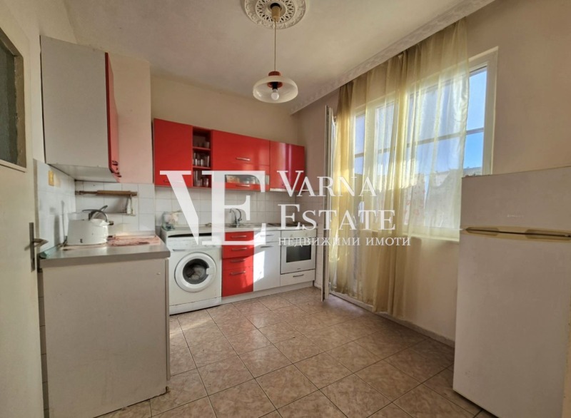 Продава 4-СТАЕН, гр. Варна, Погреби, снимка 6 - Апартаменти - 52533610