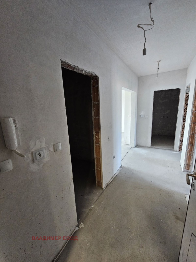 En venta  2 dormitorios Plovdiv , Karshiyaka , 98 metros cuadrados | 79956341 - imagen [5]