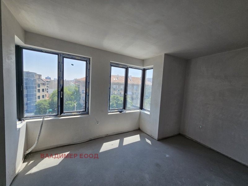 En venta  2 dormitorios Plovdiv , Karshiyaka , 98 metros cuadrados | 79956341 - imagen [15]