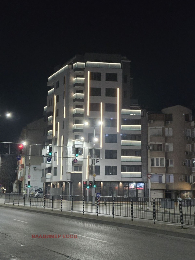 En venta  2 dormitorios Plovdiv , Karshiyaka , 98 metros cuadrados | 79956341