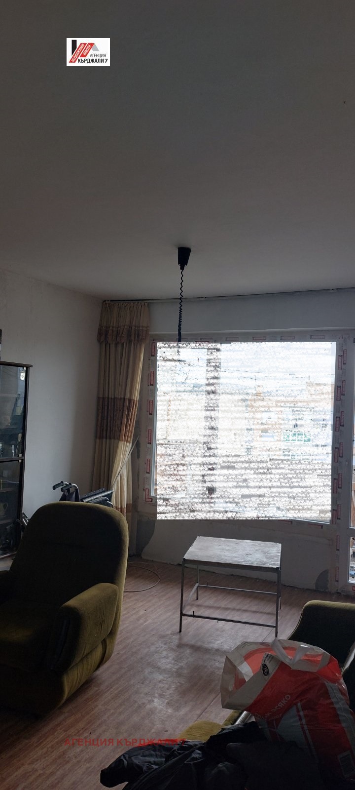 Продава 3-СТАЕН, гр. Кърджали, Възрожденци