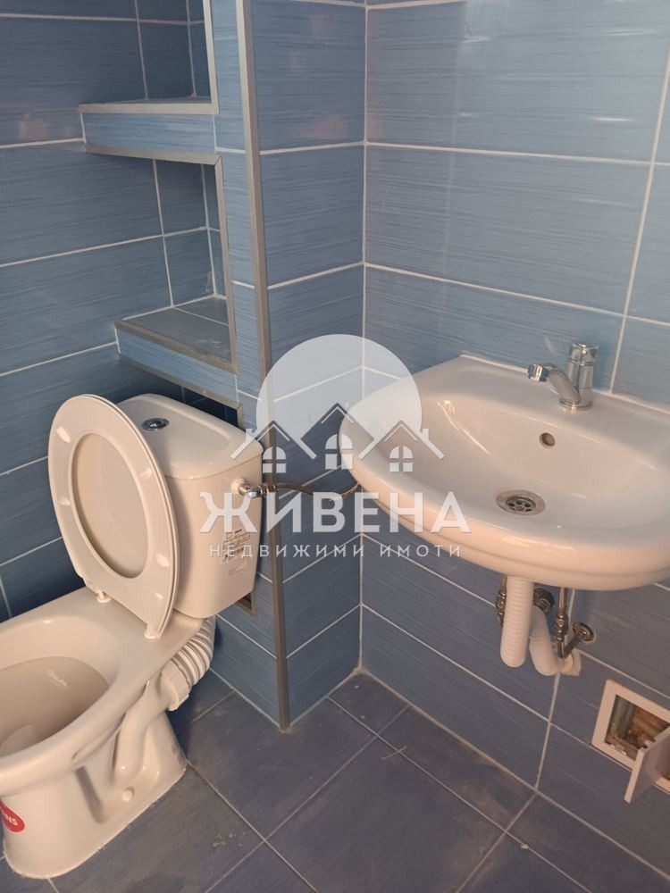 Продава КЪЩА, с. Царичино, област Добрич, снимка 15 - Къщи - 47282229