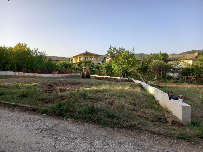Продаја  Плот Софија , Катина , 670 м2 | 14653796