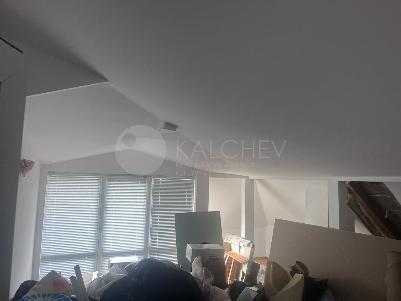 Продава КЪЩА, с. Оброчище, област Добрич, снимка 11 - Къщи - 55044364