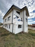 Продава КЪЩА, град София, Враждебна • 650000 € / 1271289.50 лв. • 13816983 2