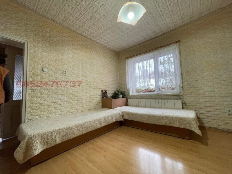 Продава КЪЩА, гр. Дулово, област Силистра, снимка 8 - Къщи - 52783903