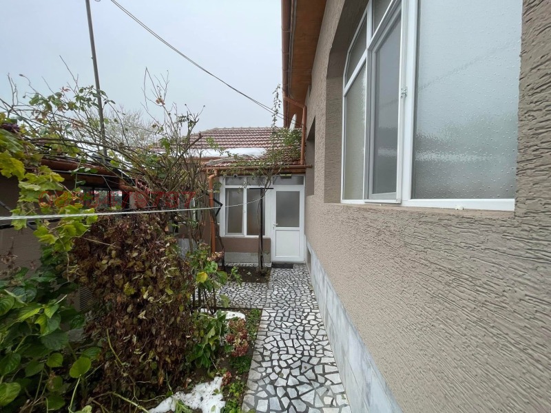 Продава КЪЩА, гр. Дулово, област Силистра, снимка 12 - Къщи - 52783903