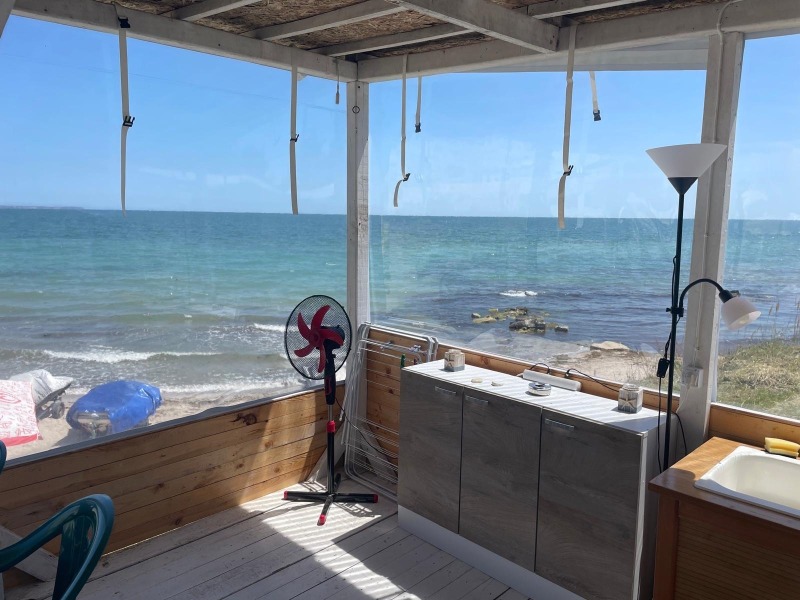 Продава ВИЛА, с. Топола, област Добрич, снимка 6 - Вили - 53329722