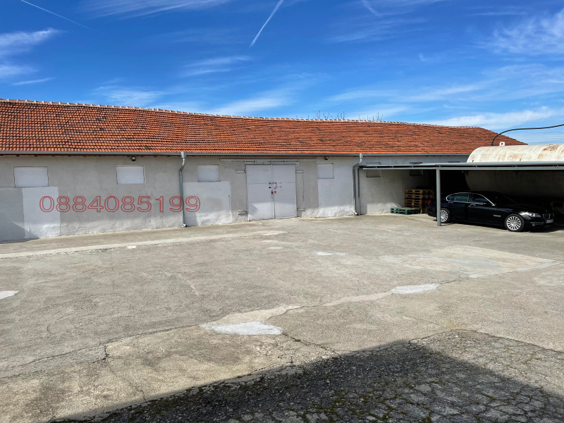 Продава  Склад област София , с. Нови хан , 3100 кв.м | 48131684 - изображение [2]