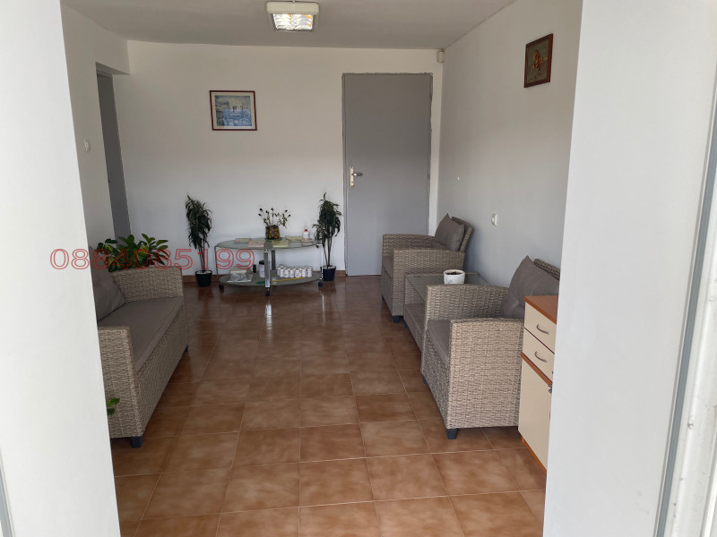 Продава  Склад област София , с. Нови хан , 3100 кв.м | 48131684 - изображение [8]