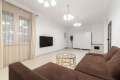 Продава КЪЩА, град София, Оборище • 1430000 € • 14071749 — Holmes.bg