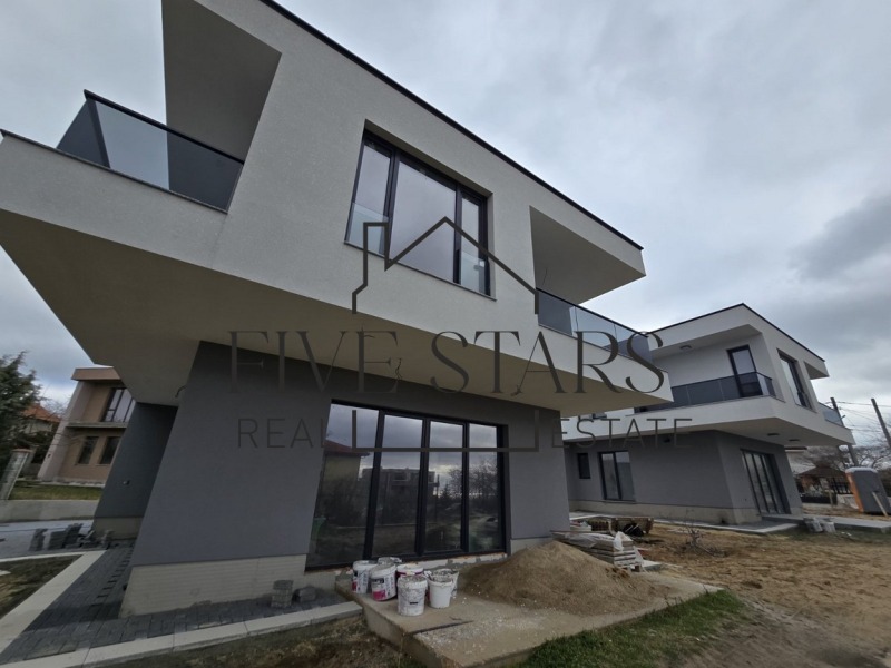 Продава КЪЩА в град Варна, м-т Боровец - юг - 170 кв.м / 256 900 € » 502 452.73 лв., ФАЙВ СТАРС