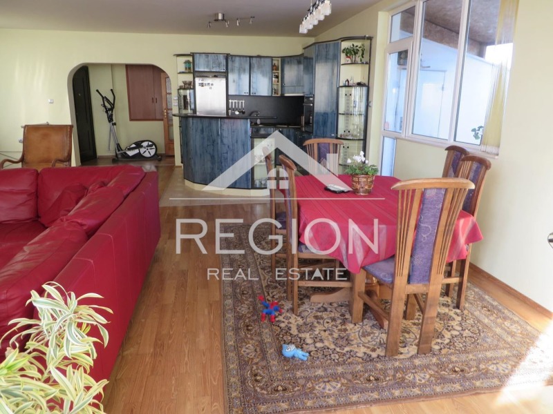 Eladó  Bérlakás Varna , Centar , 240 négyzetméter | 11324554 - kép [4]