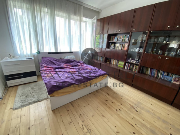 Продава ЕТАЖ ОТ КЪЩА, с. Чешнегирово, област Пловдив