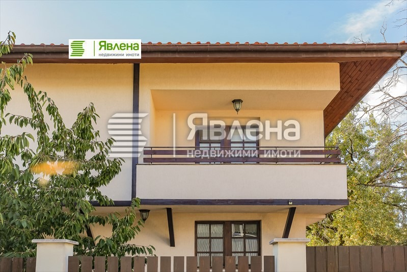 Продава КЪЩА, гр. София, Витоша, снимка 2 - Къщи - 47682697