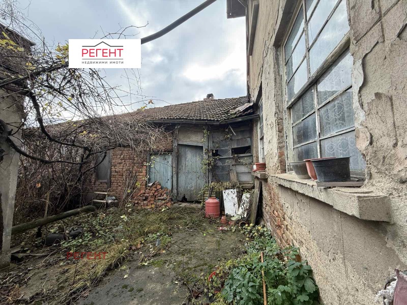 Продава КЪЩА, гр. Габрово, Младост, снимка 2 - Къщи - 52705359