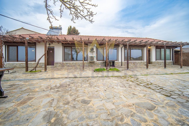 Продава КЪЩА в област Добрич, гр. Балчик - 140 кв.м / 299 990 € » 586 729.44 лв., ИМОТИ ПРЕМИЕР