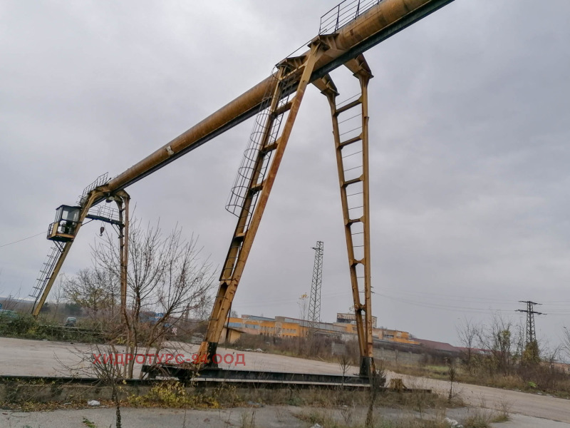 Продава СКЛАД в област Велико Търново, гр. Горна Оряховица - 1496 кв.м / 100 000 € » 195 583.00 лв., ТЕХНОРЕСУРС ООД