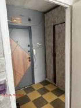 Продава  1-стаен град Шумен , 5-ти полк , 45 кв.м | 59835599 - изображение [6]