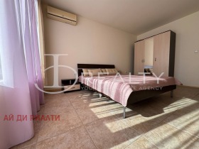 1 Schlafzimmer k.k. Slantschew brjag, region Burgas 8