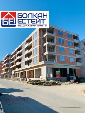 Продажба на тристайни апартаменти в град Велико Търново — страница 13 - изображение 18 