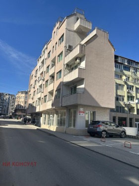 Magazin Meden rudnic - zona A, Burgas 5