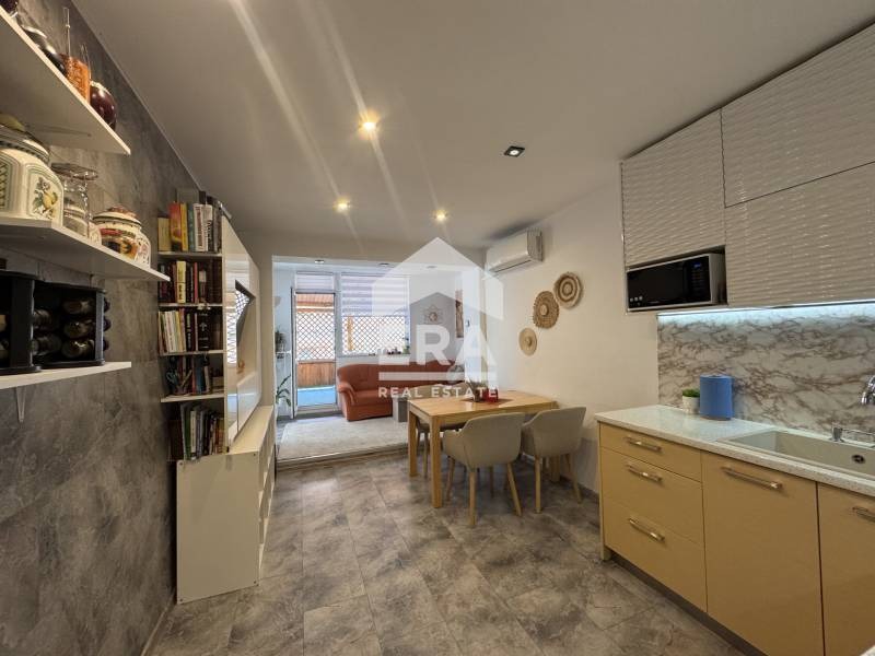 À venda  2 quartos Varna , Vazrajdane 1 , 75 m² | 54794333 - imagem [2]