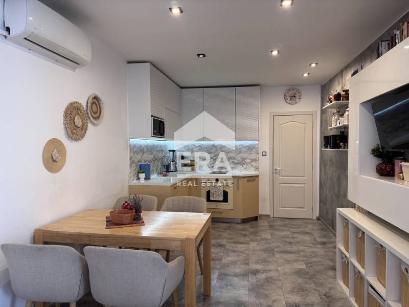 À venda  2 quartos Varna , Vazrajdane 1 , 75 m² | 54794333