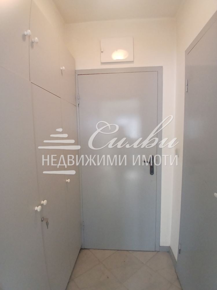 Продава ОФИС, гр. Шумен, Център, снимка 5 - Офиси - 52602631