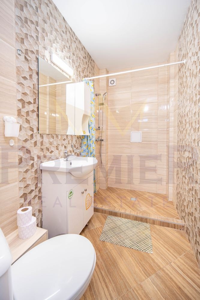 Продава КЪЩА, гр. Балчик, област Добрич, снимка 13 - Къщи - 53975142